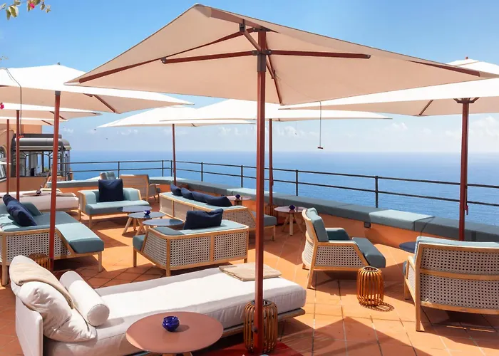 プンタ トラガーラ ホテル