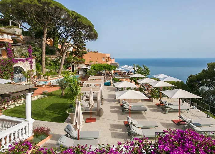 ホテル プンタ トラガーラ 5*