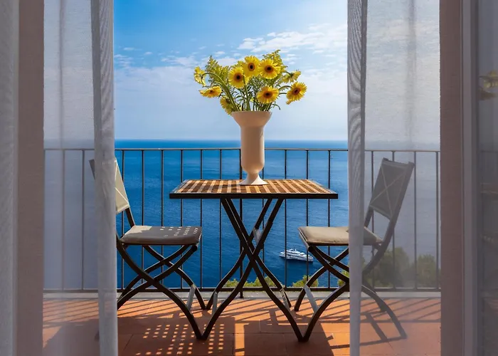 Ξενοδοχείο Punta Tragara 5*