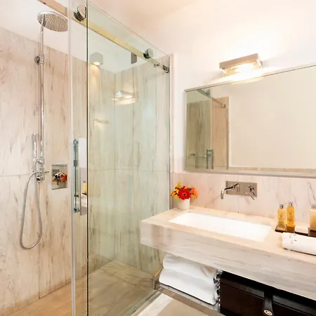 Punta Tragara 5* Capri