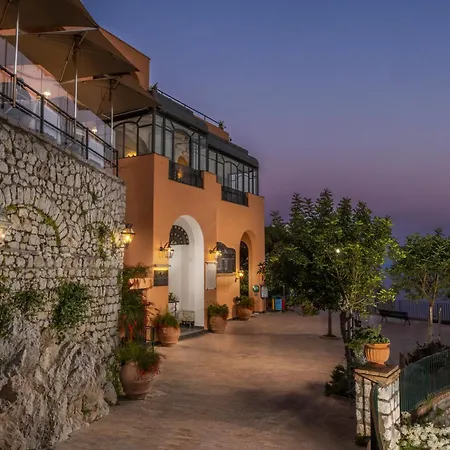 Punta Tragara Capri