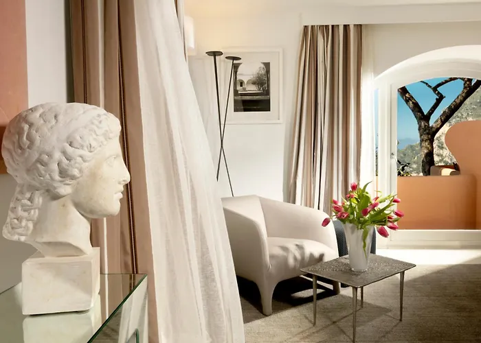 Punta Tragara Hotel 5*