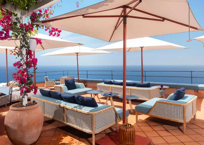 プンタ トラガーラ ホテル カプリ