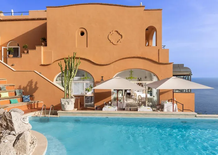 ホテル プンタ トラガーラ 5*