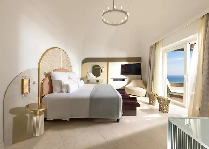 ホテル プンタ トラガーラ 5*