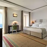 プンタ トラガーラ ホテル 5*