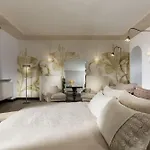 ホテル プンタ トラガーラ 5*
