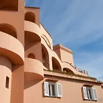 ホテル プンタ トラガーラ